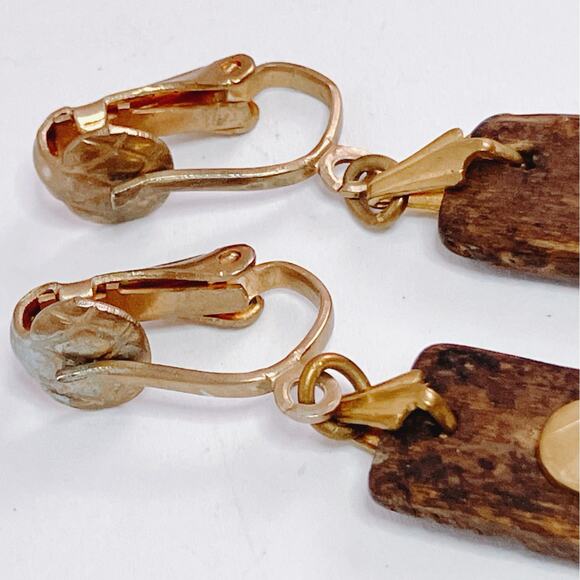VTG 60s Wood Gold Tone Clip On Dangle Earrings Mid Century Modernist Minimalist - Picture 6 of 9
